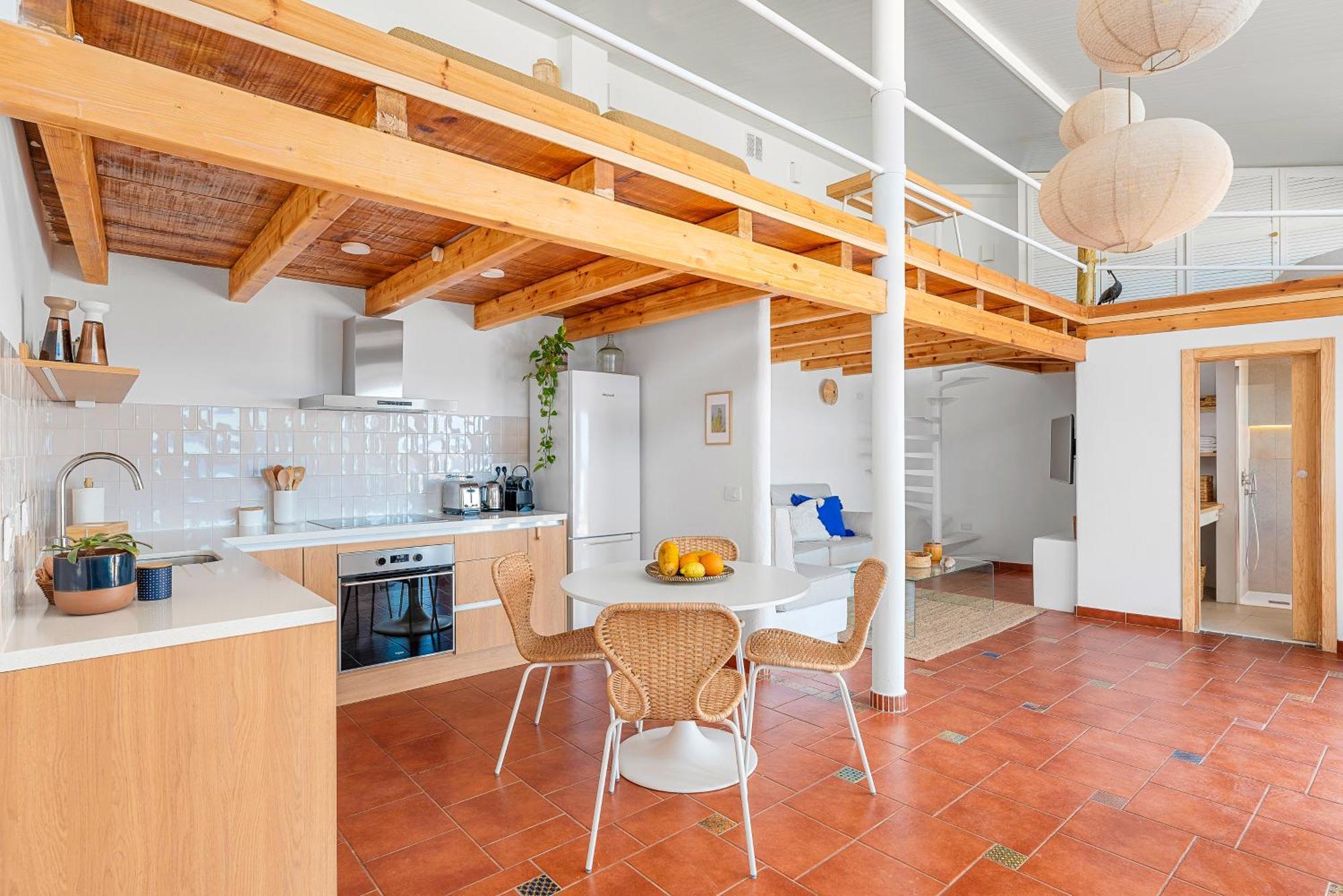Luminous Loft Apartment Next To The Atlantic Ocean Radazul Exterior photo