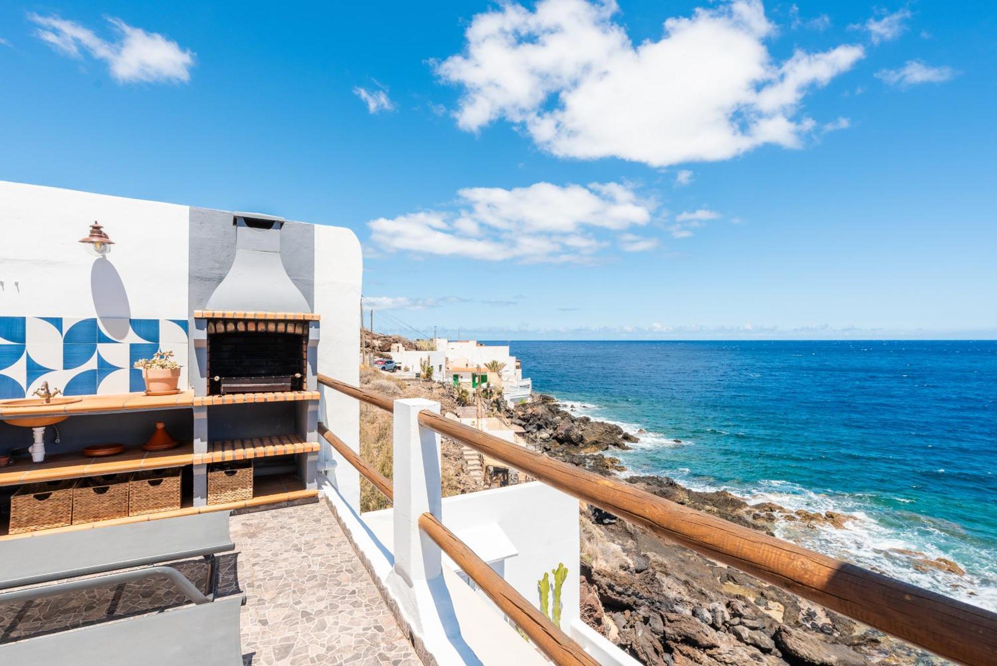 Luminous Loft Apartment Next To The Atlantic Ocean Radazul Exterior photo