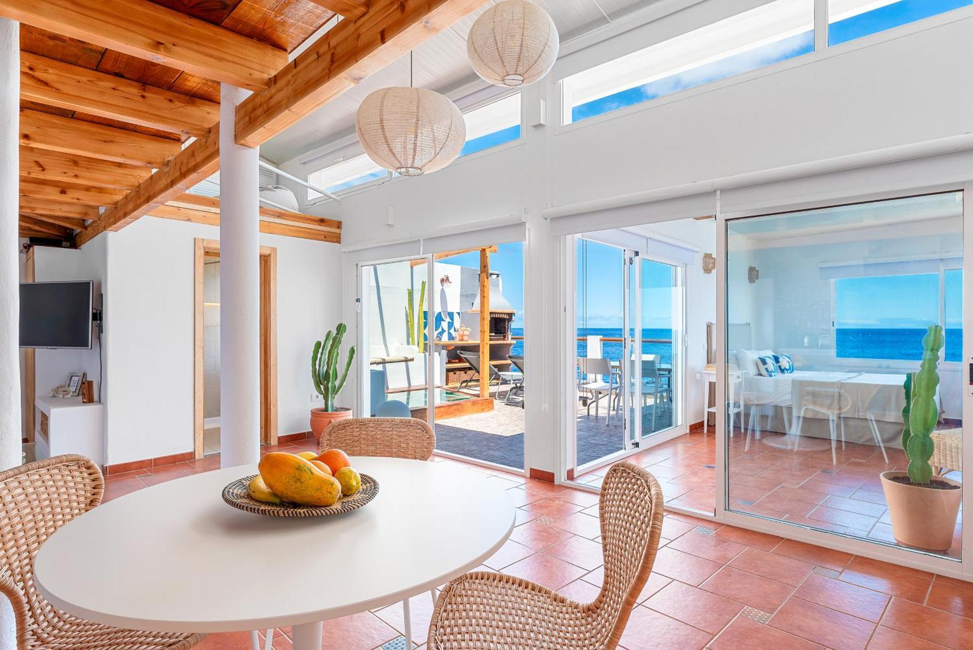 Luminous Loft Apartment Next To The Atlantic Ocean Radazul Exterior photo