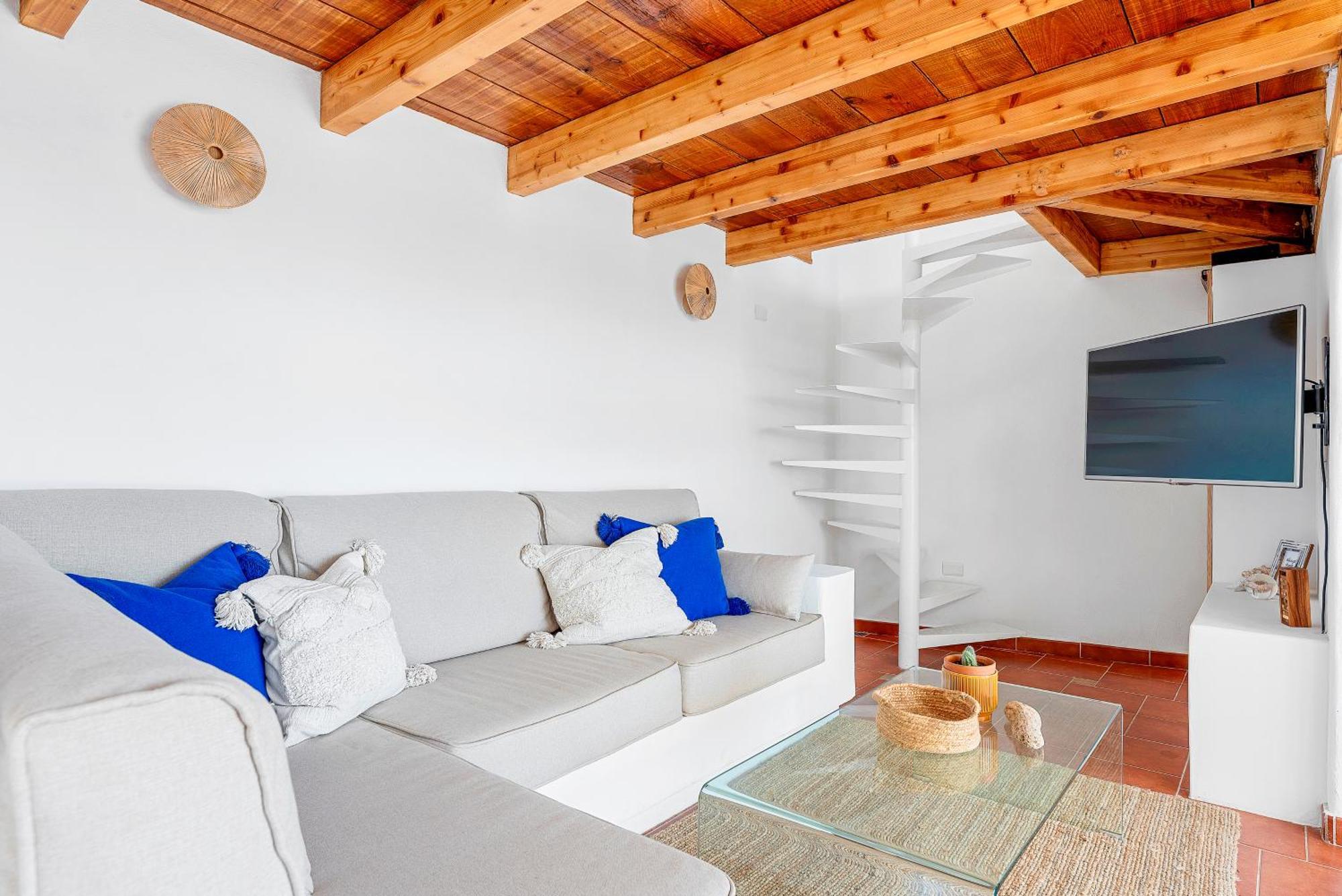 Luminous Loft Apartment Next To The Atlantic Ocean Radazul Exterior photo