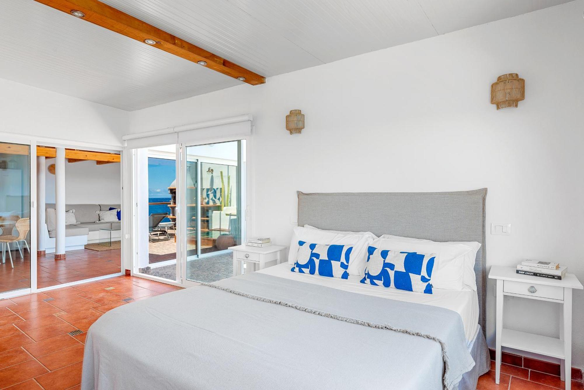 Luminous Loft Apartment Next To The Atlantic Ocean Radazul Exterior photo