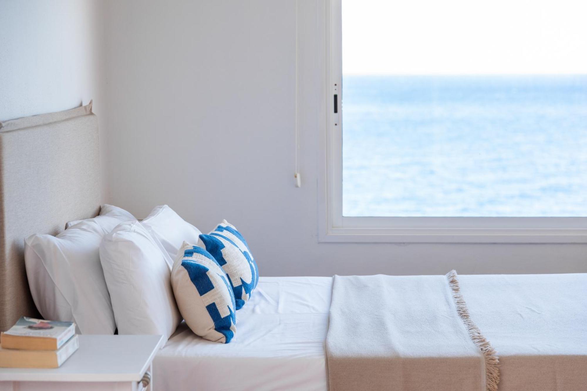 Luminous Loft Apartment Next To The Atlantic Ocean Radazul Exterior photo